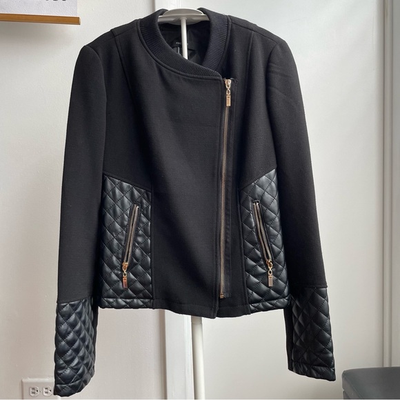 Forever 21 Jackets & Blazers - Forever 21 Black Jacket with Quilted Details